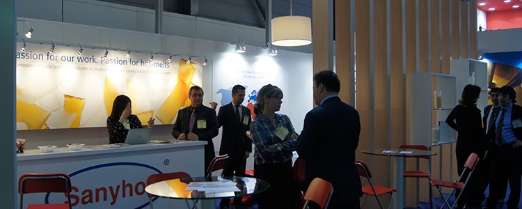 index14-sanyhot-stand